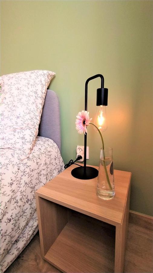 Villa Poete Avec Jardin 3 Chambres Parking Gratuit ตูร์เนเฟย ภายนอก รูปภาพ