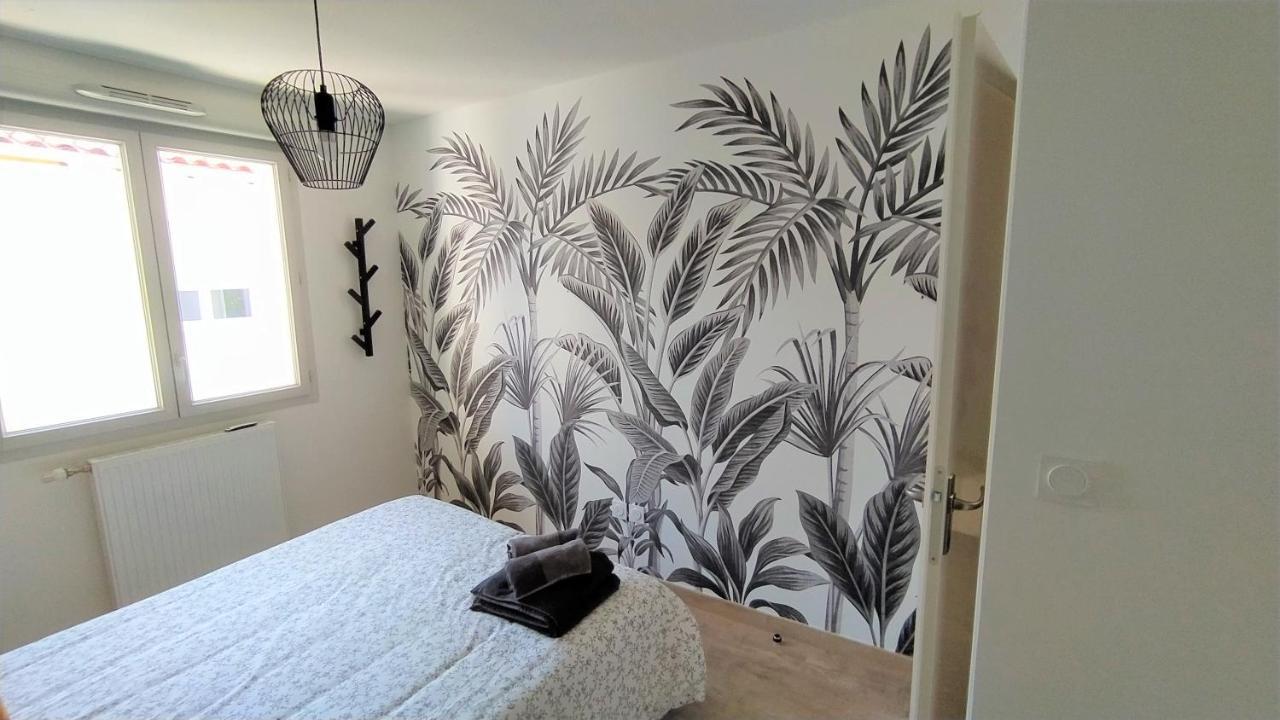Villa Poete Avec Jardin 3 Chambres Parking Gratuit ตูร์เนเฟย ภายนอก รูปภาพ